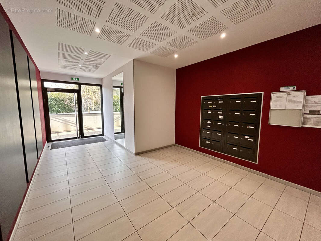 Appartement à MARCY-L&#039;ETOILE