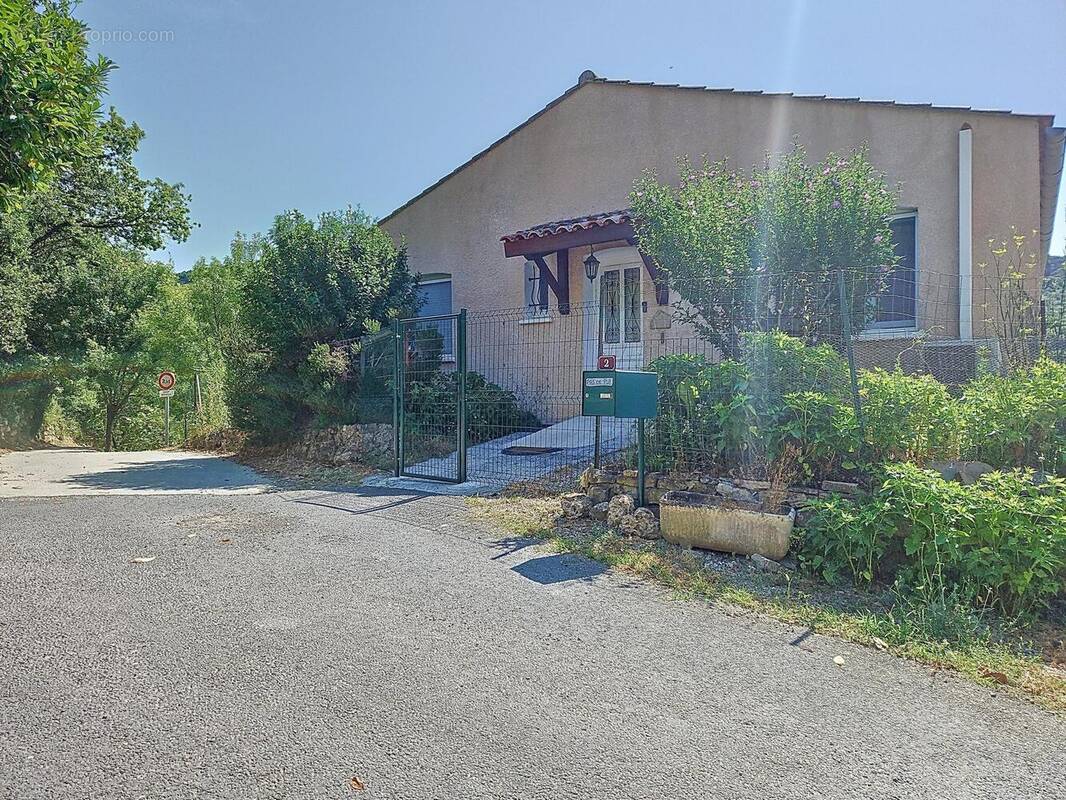 Photo 1 - Maison à TAUSSAC-LA-BILLIERE