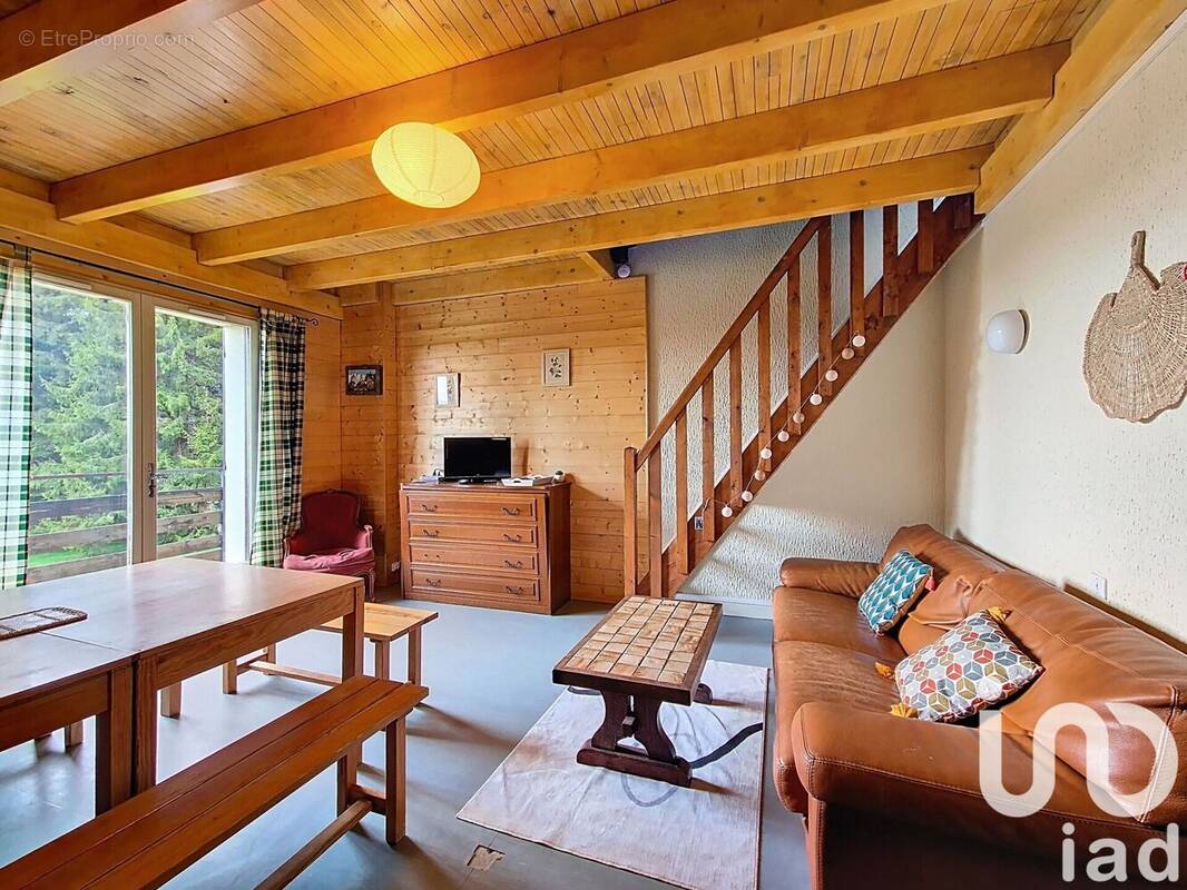 Photo 1 - Appartement à BESSE-ET-SAINT-ANASTAISE