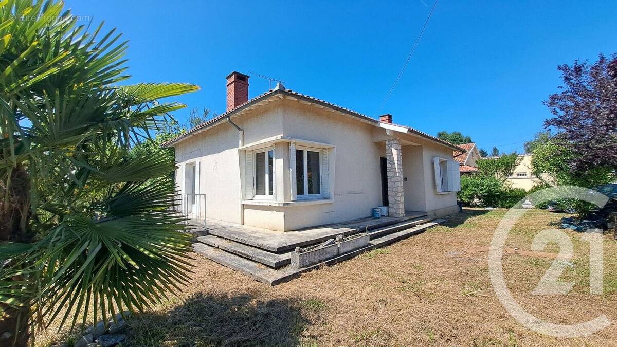 Maison à CARBONNE