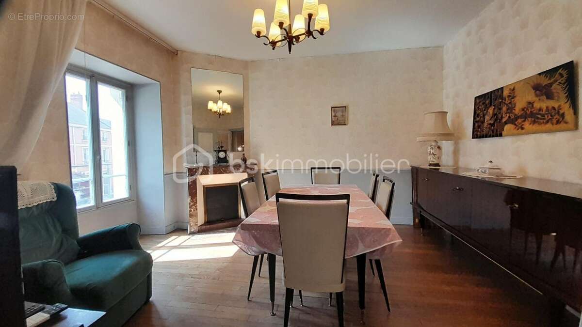 Maison à ETAMPES