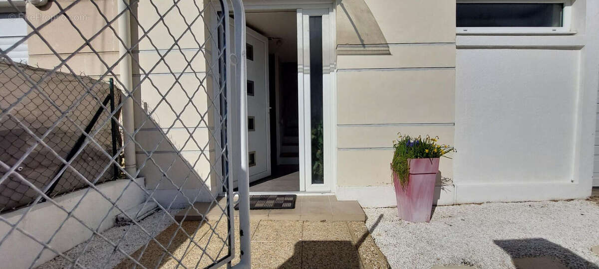 Maison à CHATELLERAULT