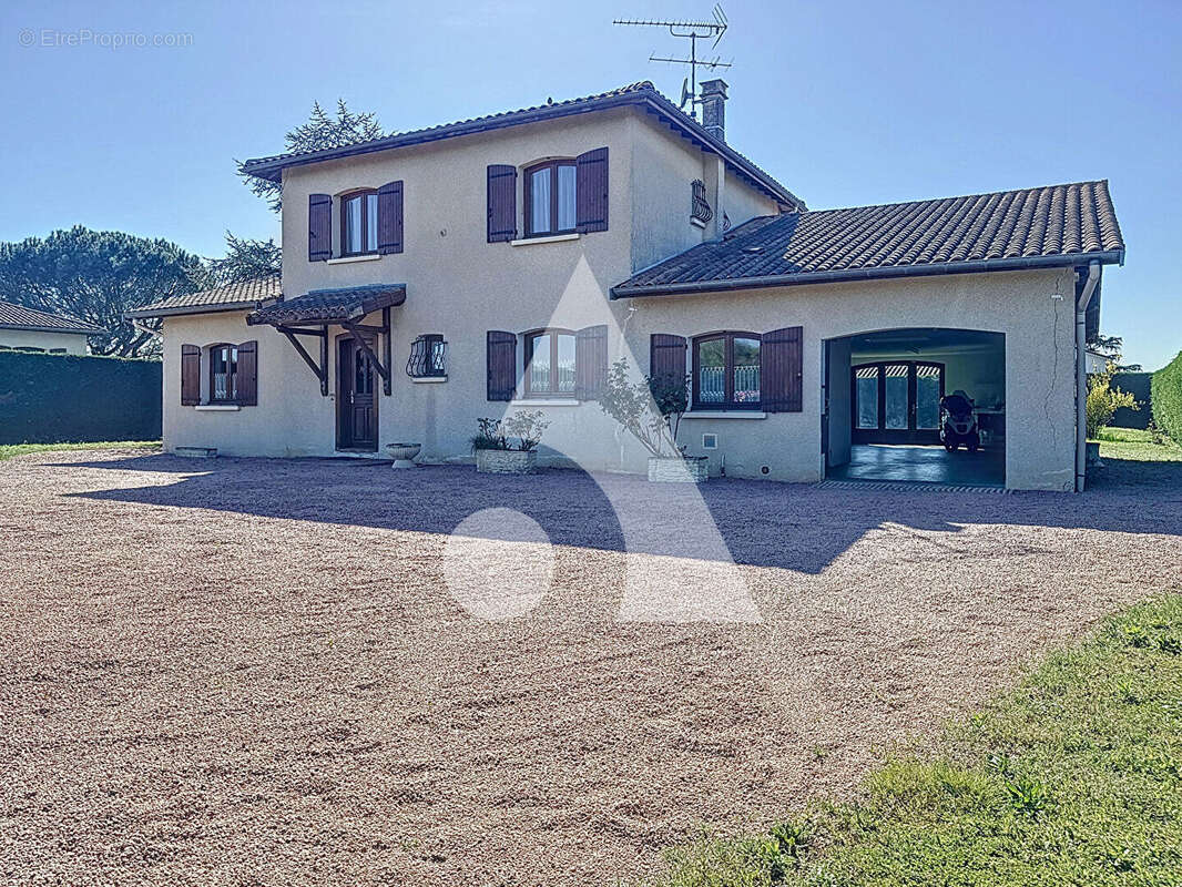 Maison à CIVENS