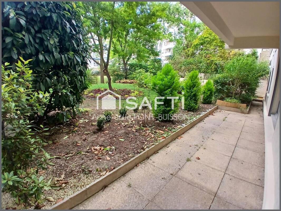Photo 1 - Appartement à COURBEVOIE