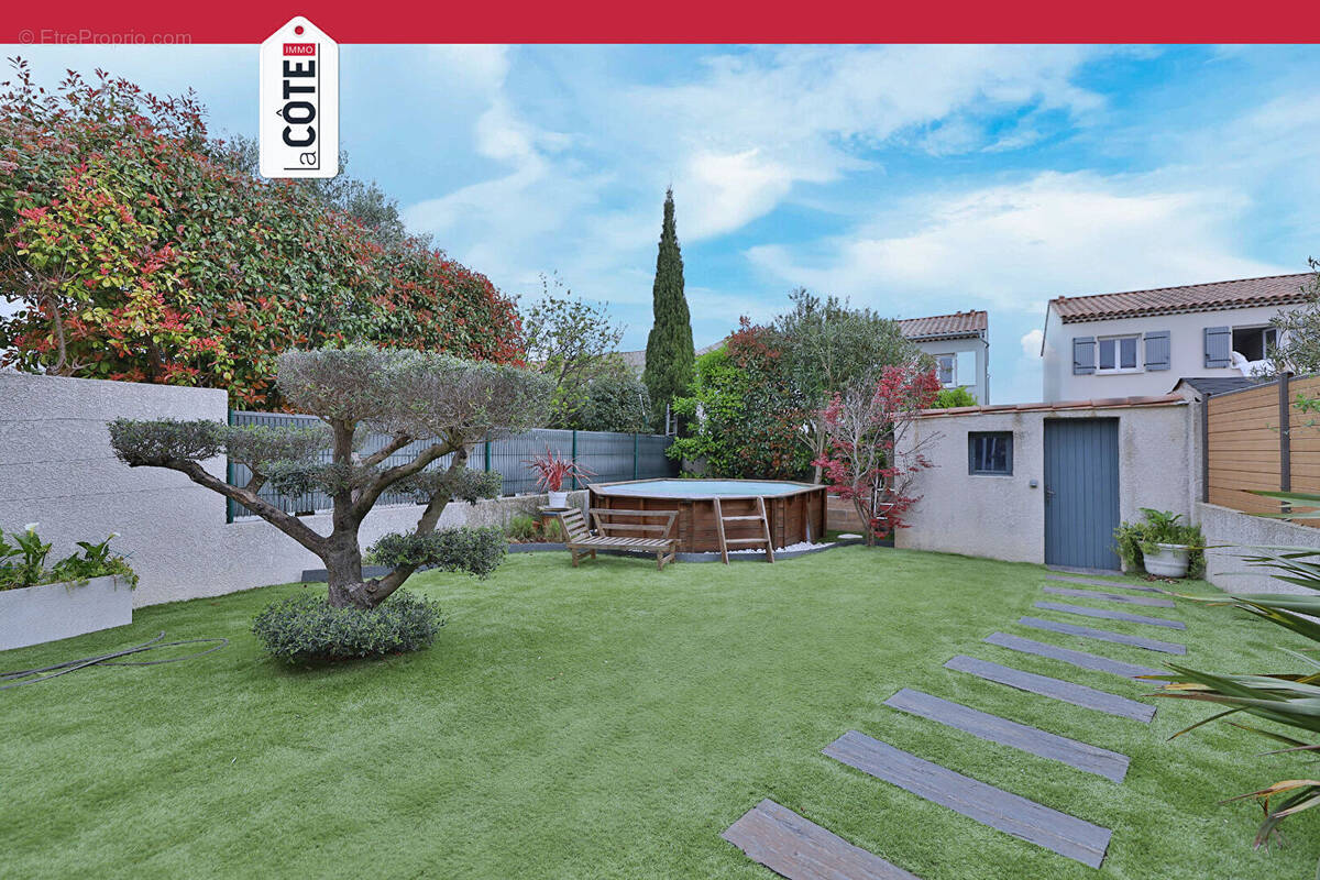 Maison à CHATEAUNEUF-LES-MARTIGUES