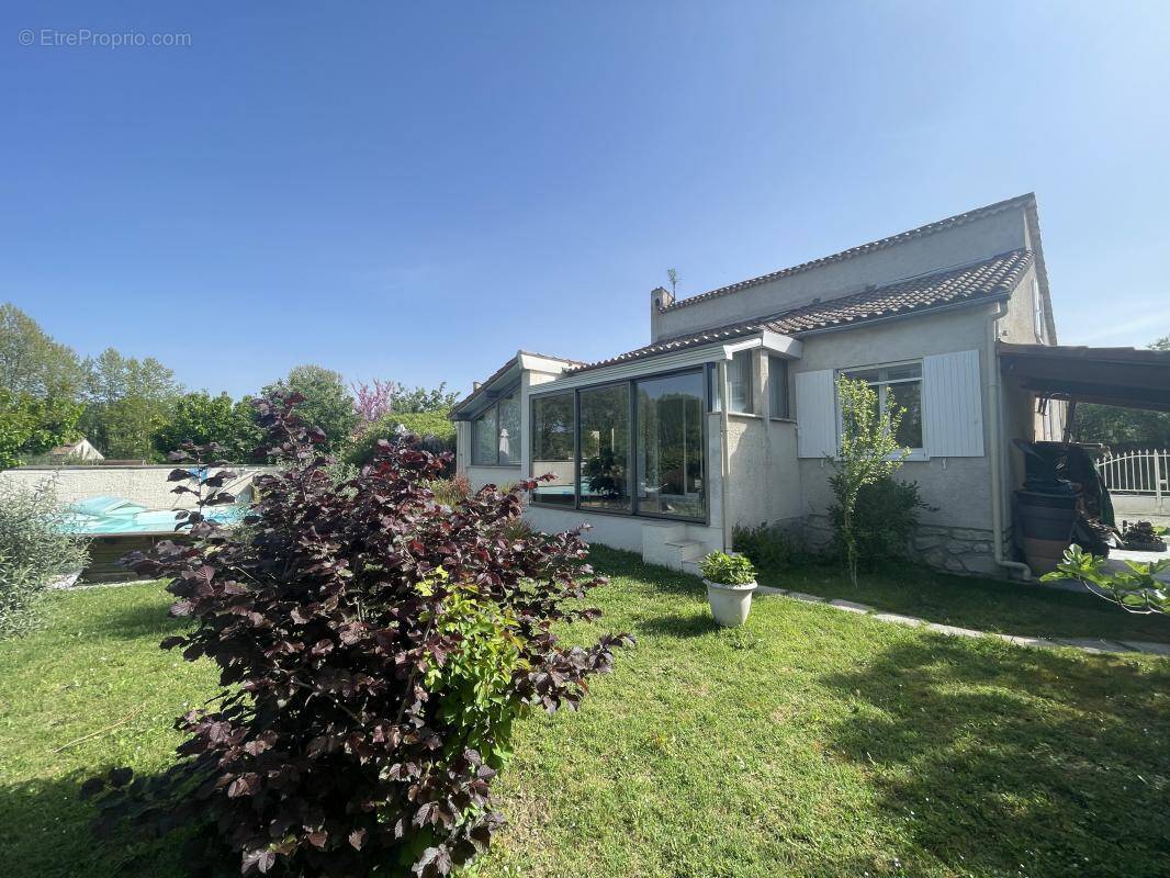 Maison à CERESTE