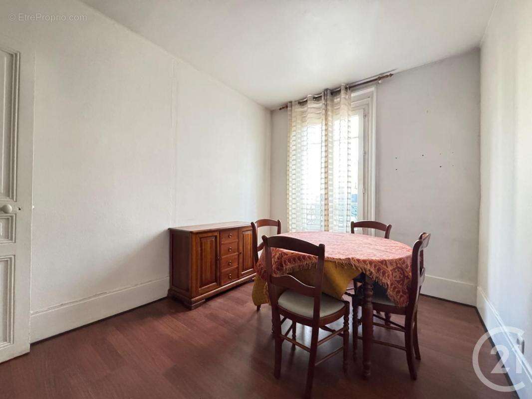Appartement à FONTENAY-SOUS-BOIS