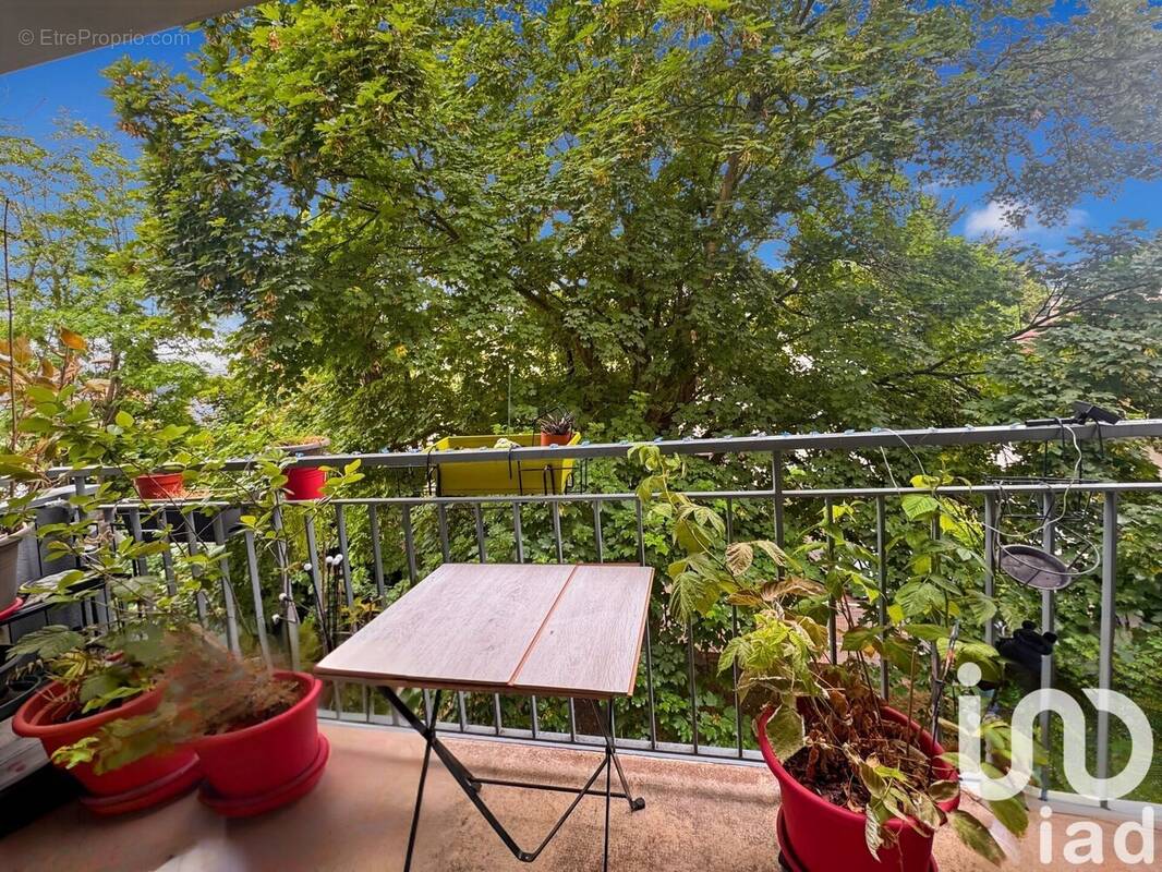 Photo 1 - Appartement à VILLENEUVE-LE-ROI
