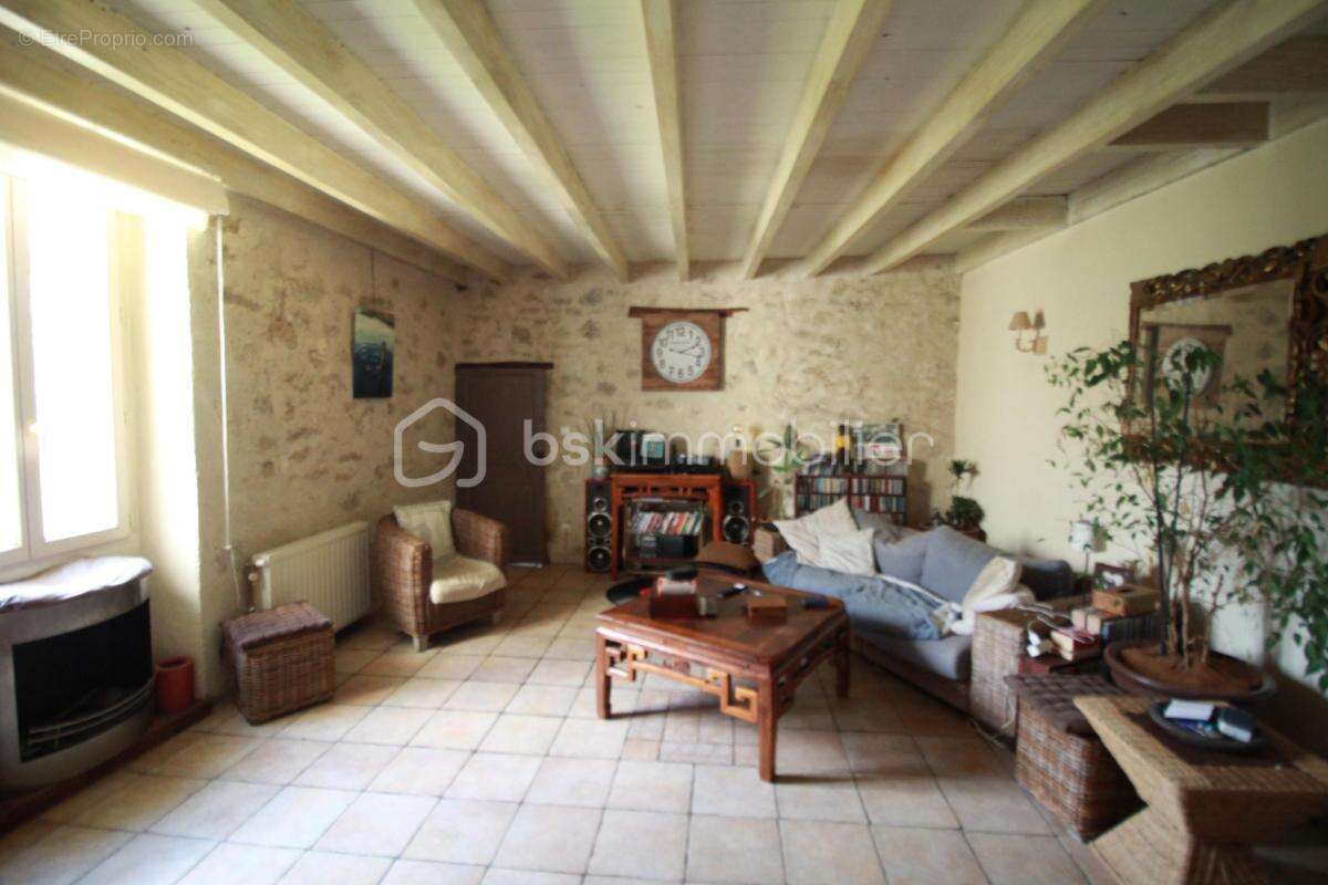 Maison à PELLEGRUE