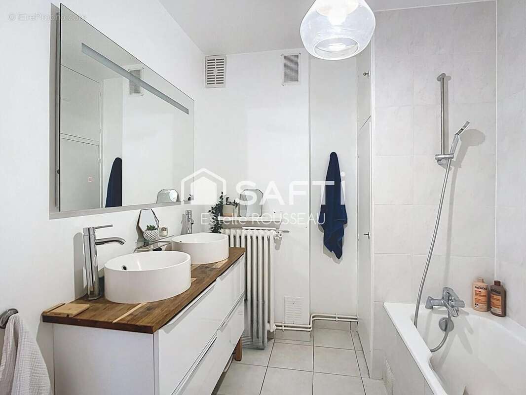 Photo 9 - Appartement à SAINT-MAUR-DES-FOSSES