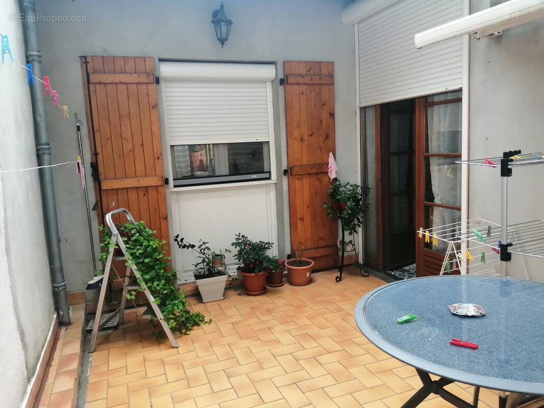Maison à PONT-DE-VAUX