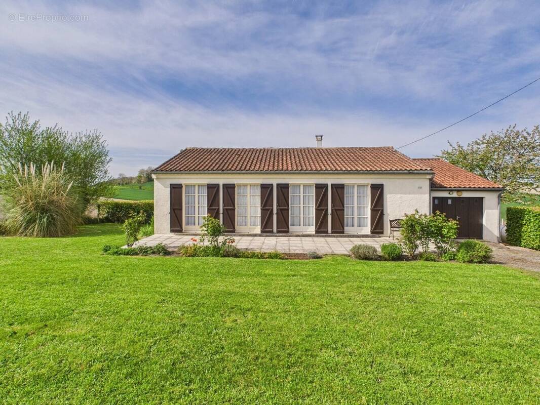 Maison à VENDOIRE