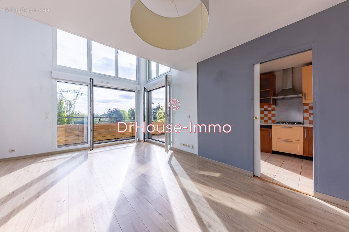 Appartement à ELANCOURT