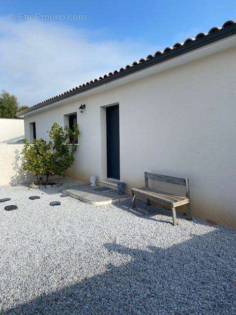 Maison à ADISSAN