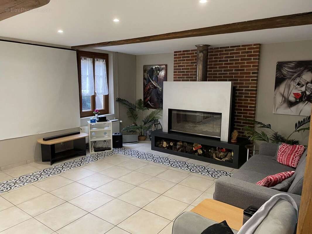 Maison à BEAUVAIS