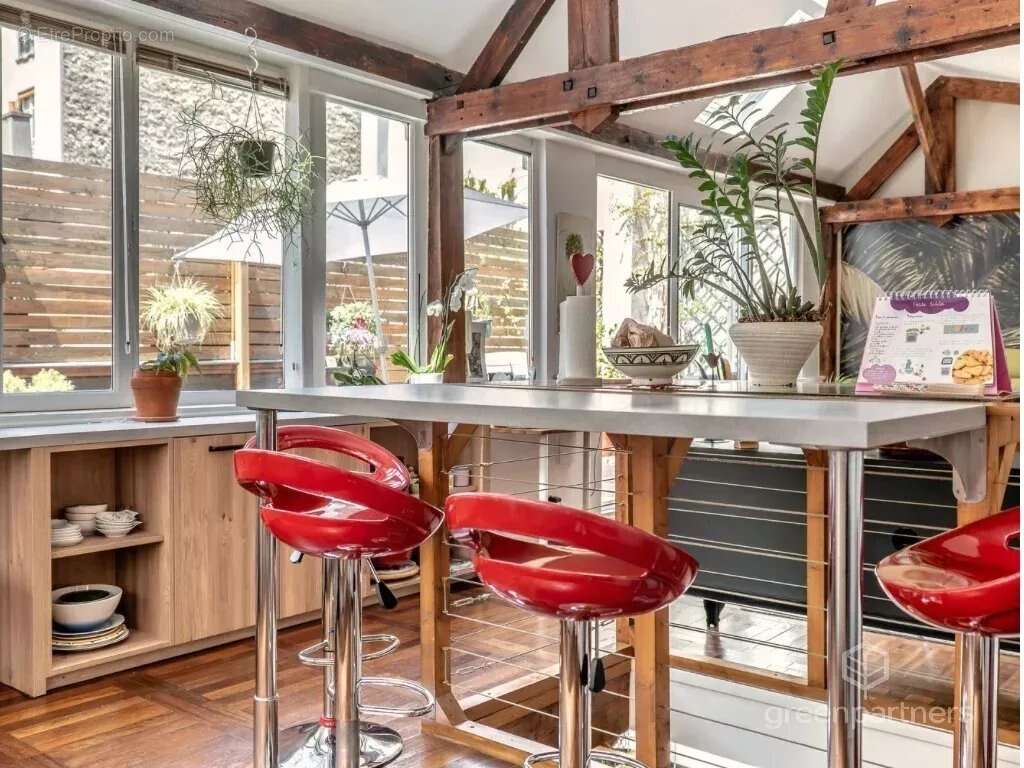 Maison à PARIS-14E