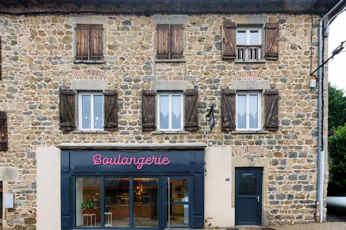 Commerce à GRANDRIS