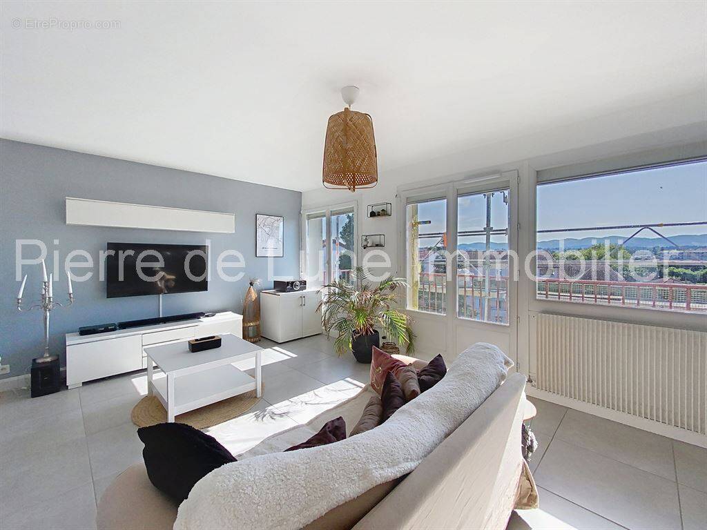 Appartement à LYON-5E