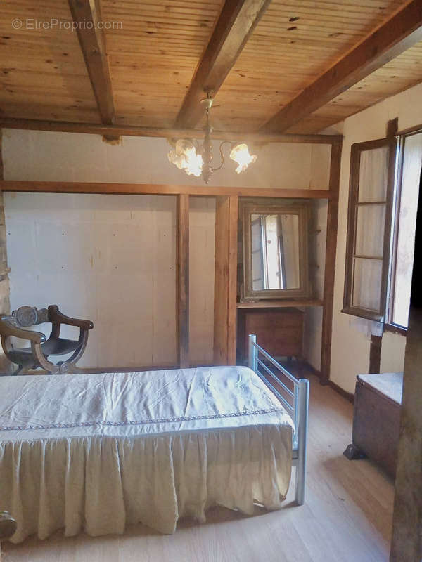 Maison à ESCOURCE