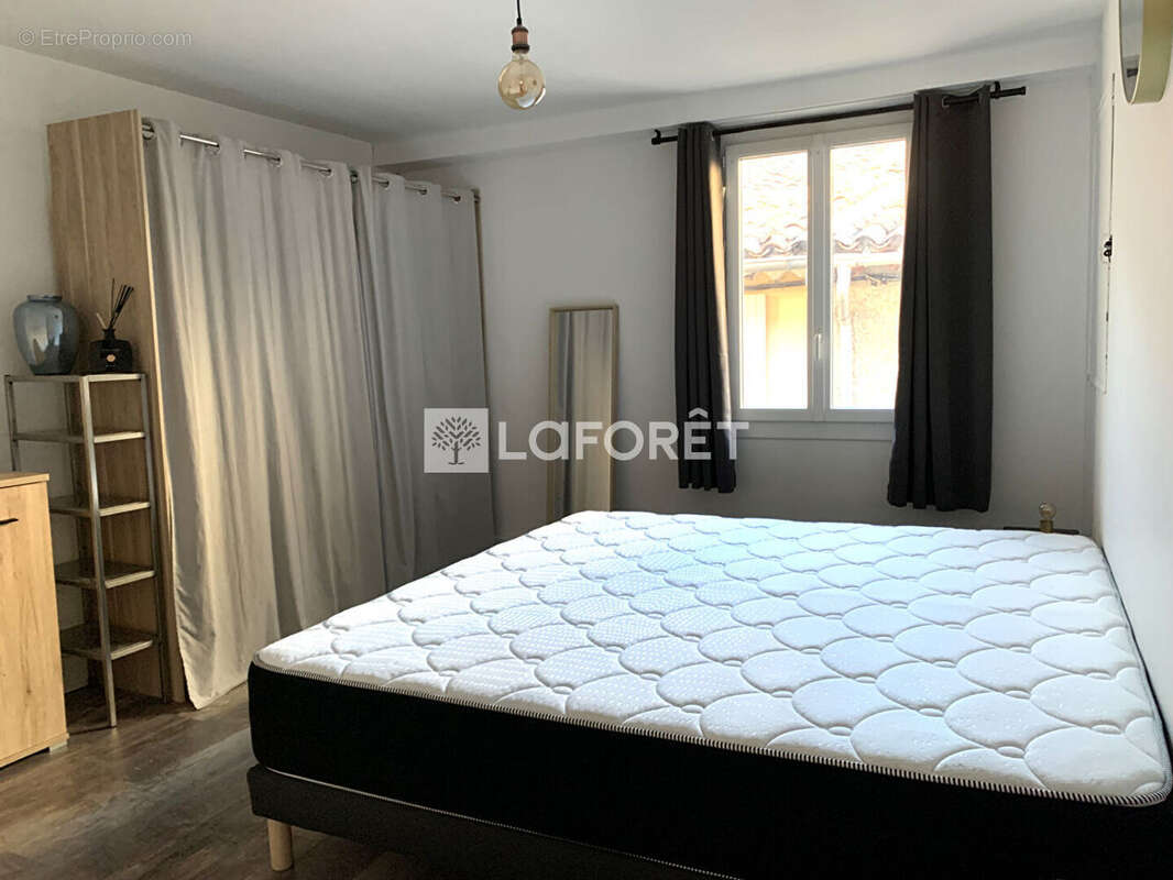 Appartement à SAINT-MAXIMIN-LA-SAINTE-BAUME