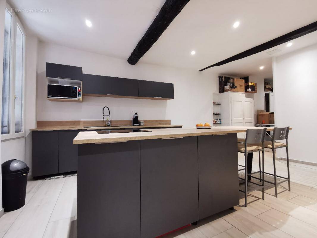 Appartement à LES ADRETS-DE-L&#039;ESTEREL