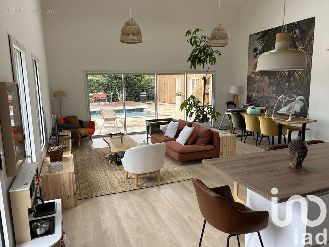 Photo 1 - Maison à ASQUES
