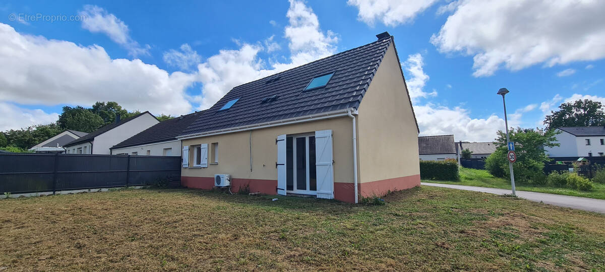 Maison à BEAUMETZ-LES-LOGES