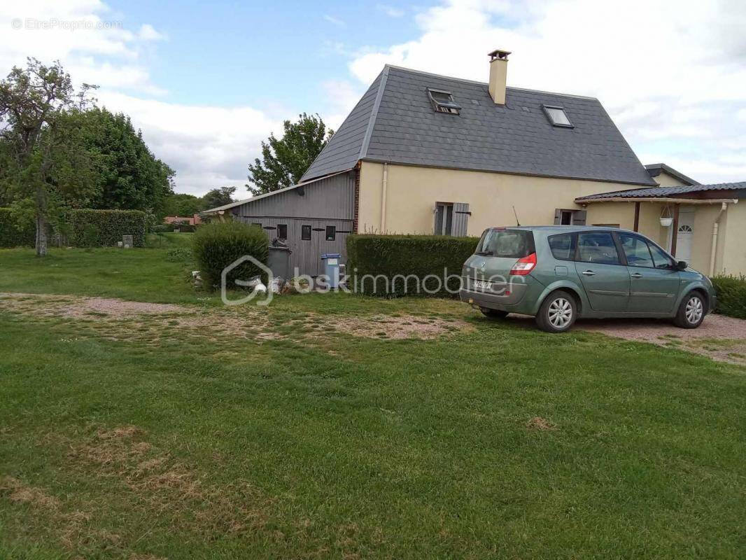 Maison à BRETEUIL