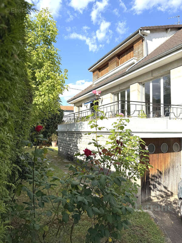 Maison à BAGNEUX