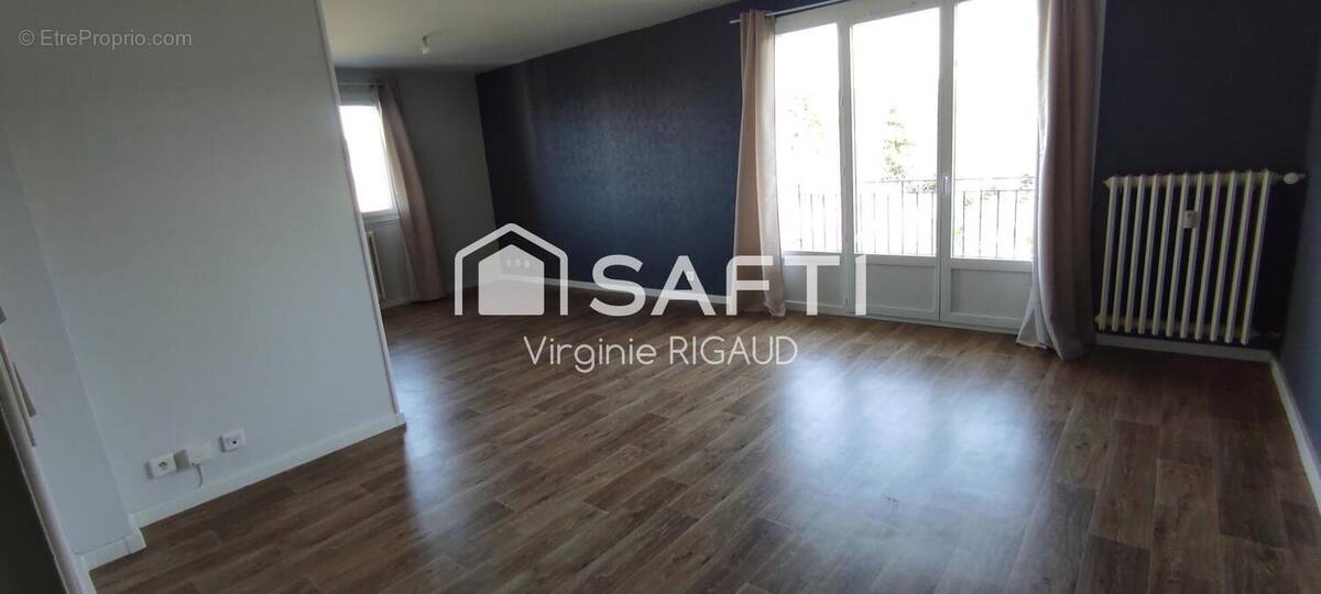 Photo 1 - Appartement à DESERTINES