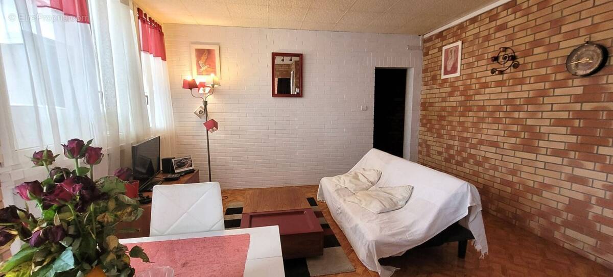 55501371a.jpg - Appartement à MOURENX
