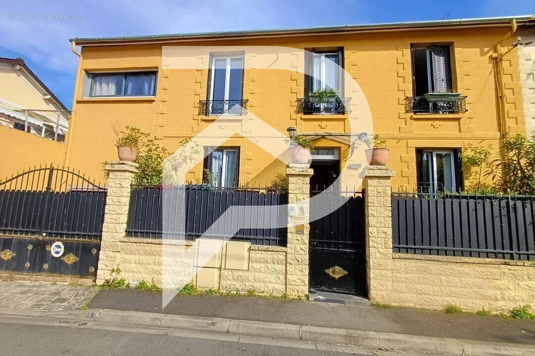 Maison à EPINAY-SUR-SEINE