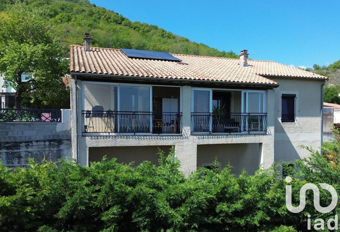 Photo 1 - Maison à SAINT-LAGER-BRESSAC