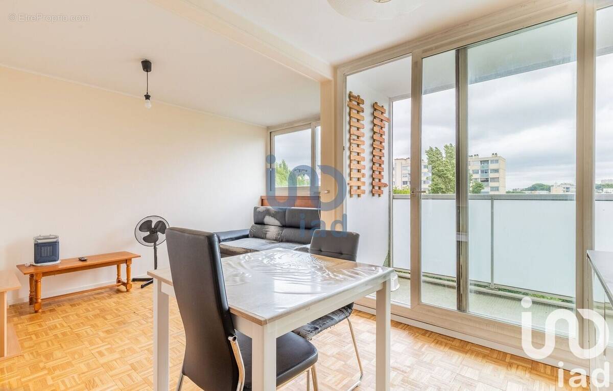 Photo 1 - Appartement à SAVIGNY-SUR-ORGE