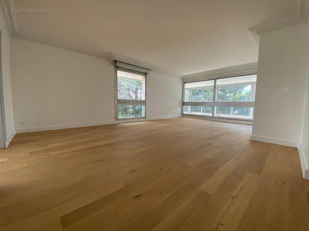 Appartement à LE CHESNAY