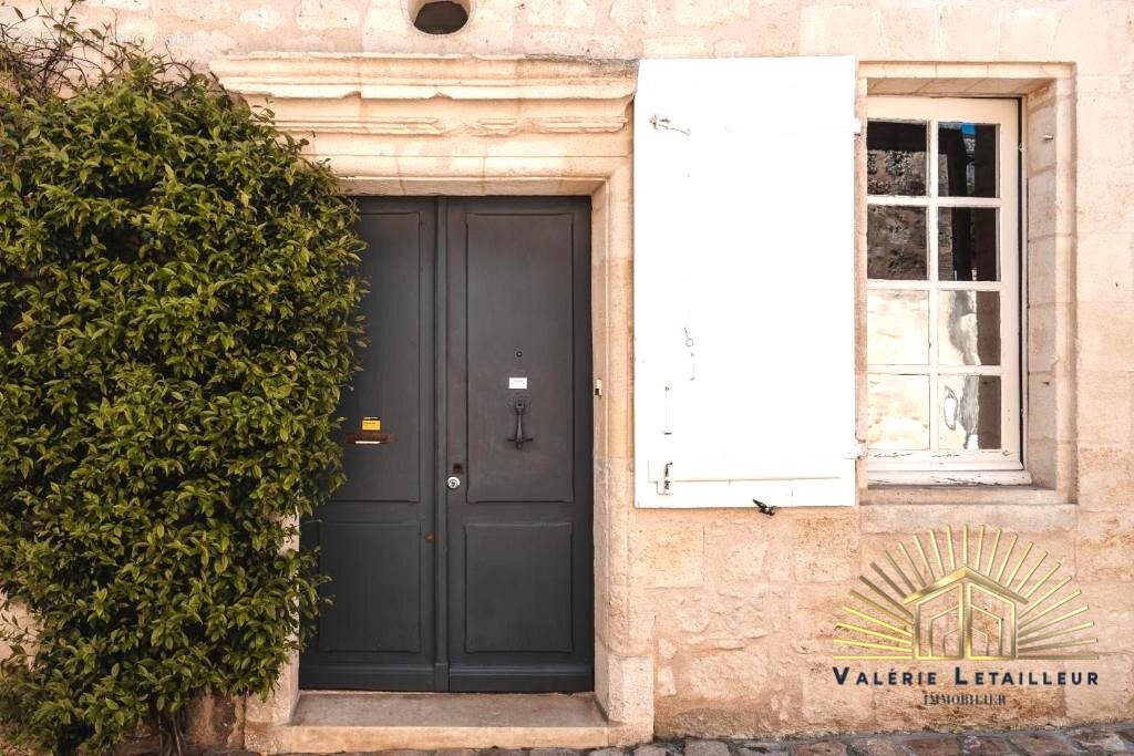 Maison à SAINT-EMILION