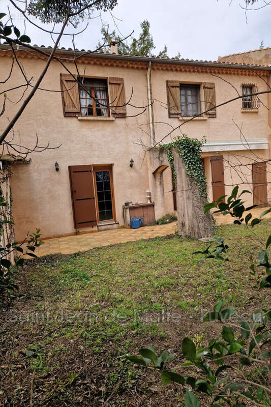 Maison à PEYNIER
