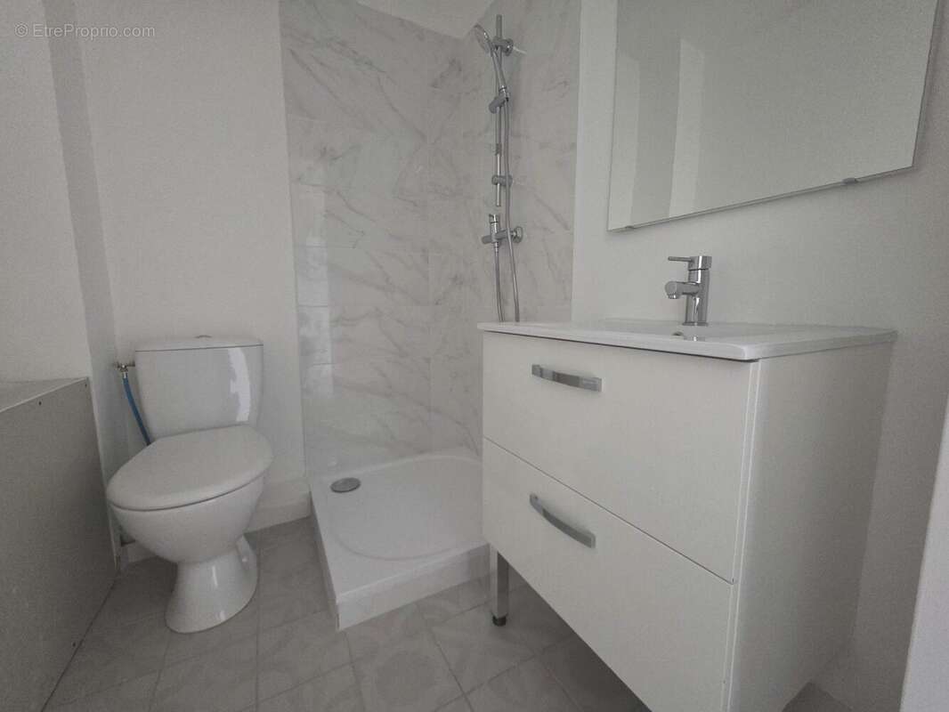 Appartement à RILLIEUX-LA-PAPE