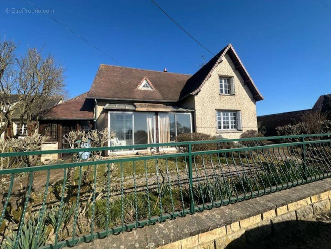 Maison à VOVES