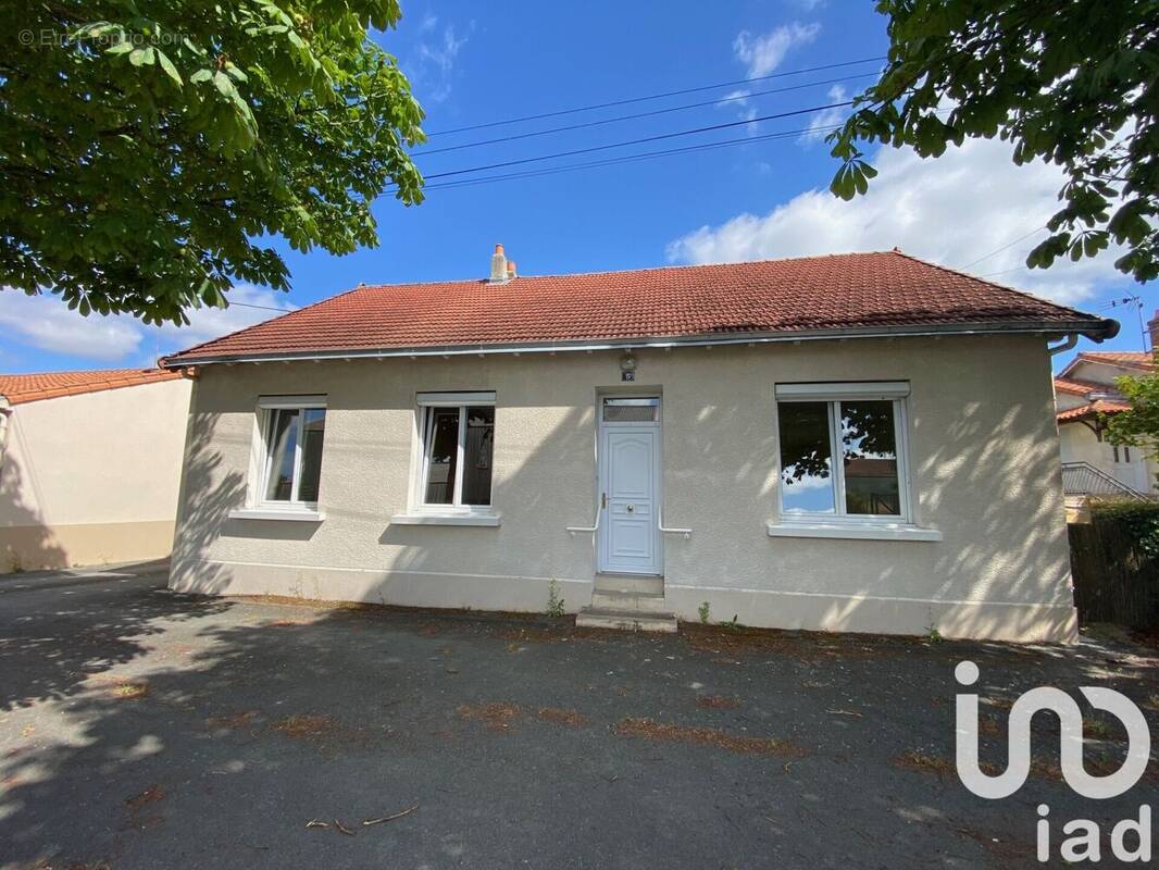Photo 1 - Maison à LES HERBIERS