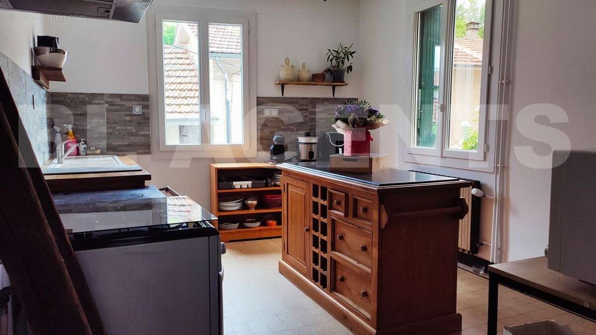 1748007544976 - Maison à AUBIN