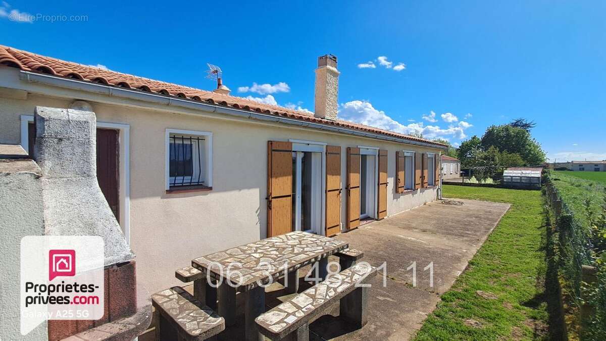 Maison à DOIX