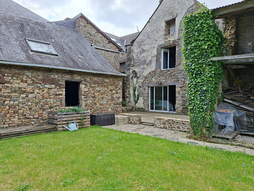 Maison à MARTIGNE-FERCHAUD