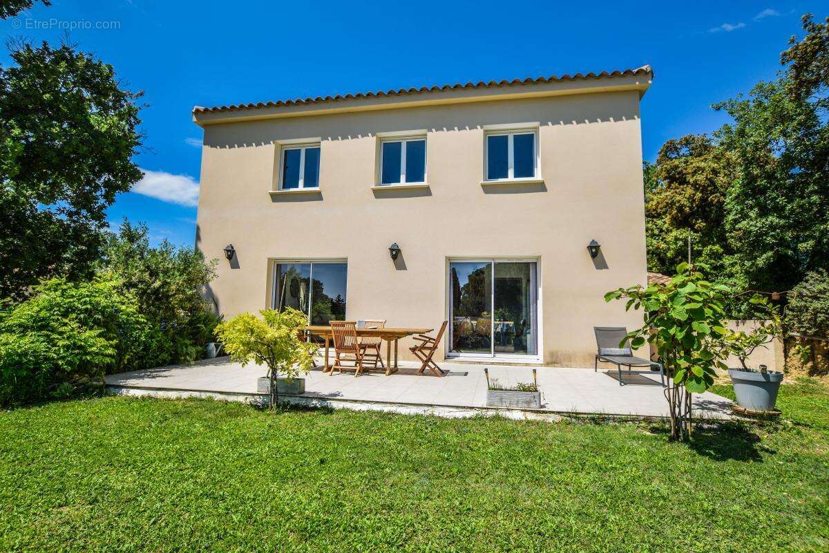 Maison à TAVEL
