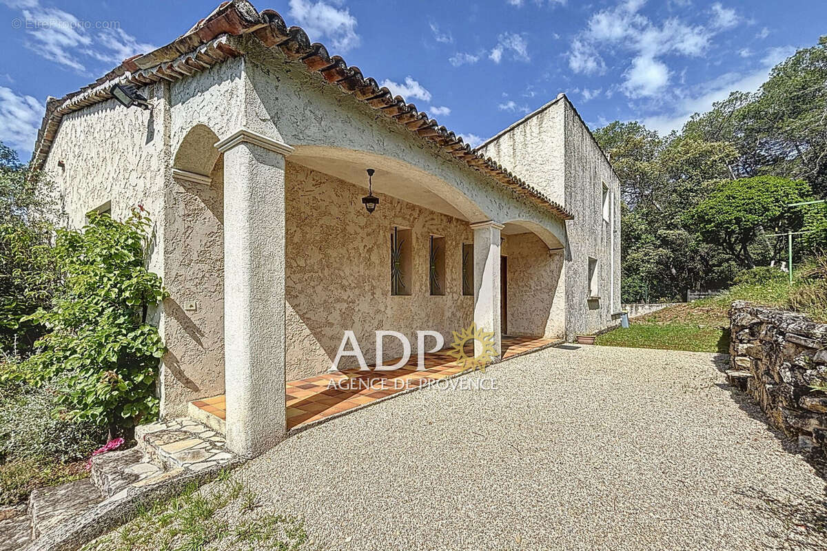 Maison à OPIO