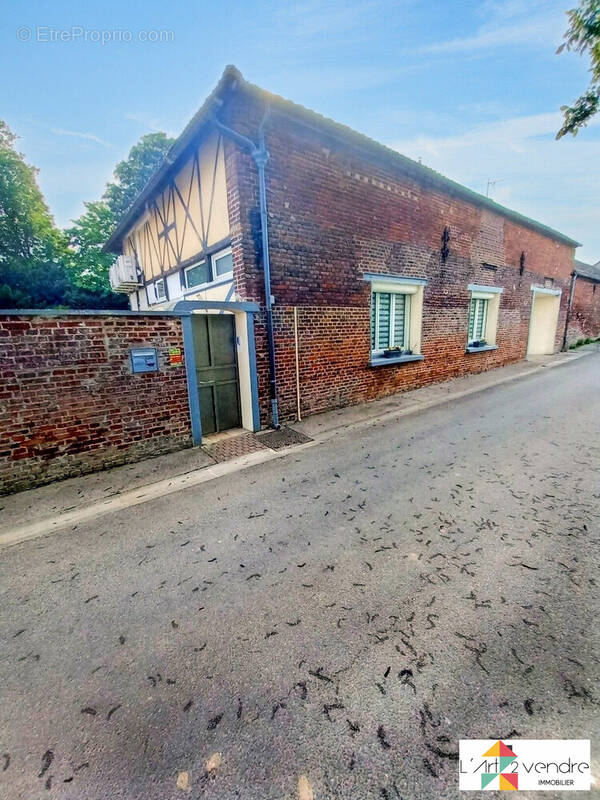 Maison à RESSONS-SUR-MATZ