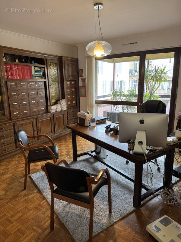 Appartement à MARSEILLE-6E