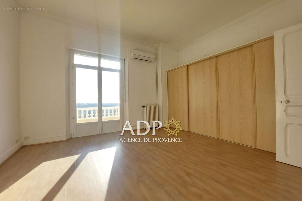 Appartement à MANDELIEU-LA-NAPOULE