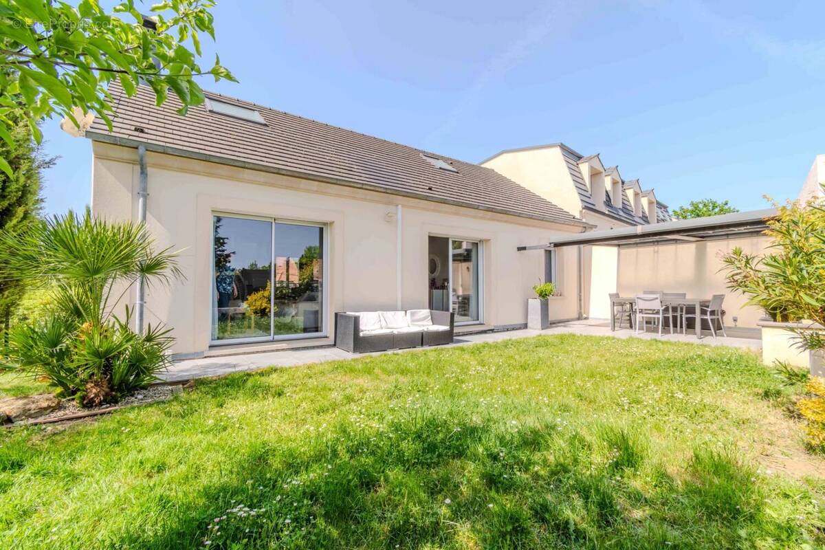 Maison à SAINT-BRICE-SOUS-FORET