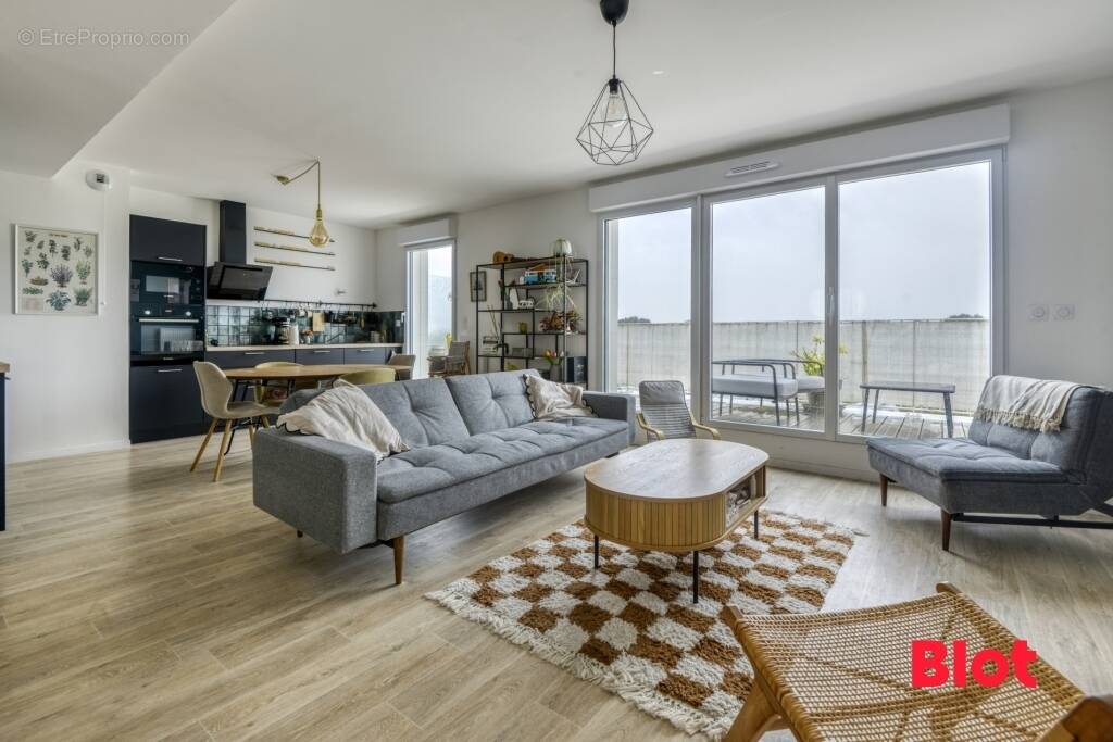 Appartement à REZE